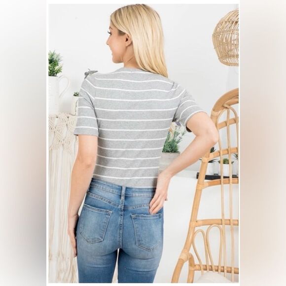 Polagram Gray and White Striped Half Sleeve Bodysuit. Size Medium. - Picture 4 of 14